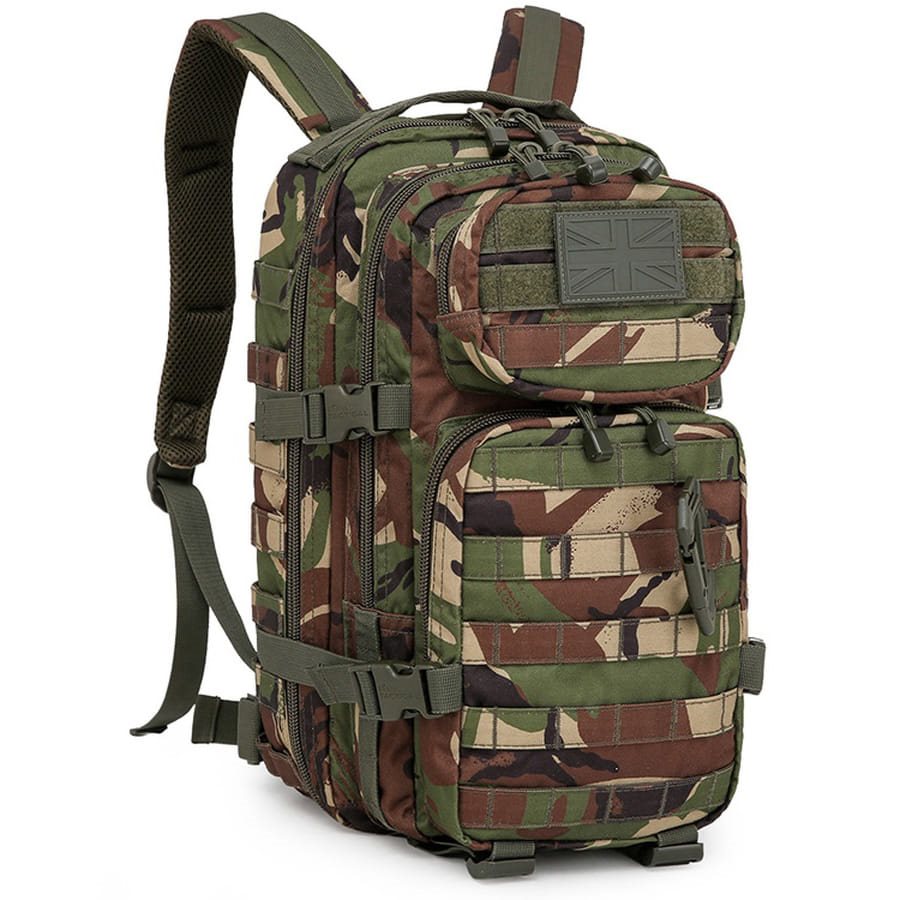 Mochila ASSAULT 28 L en 600D Tac-Poly con cremalleras bidireccionales, mosquetón y parche de velcro