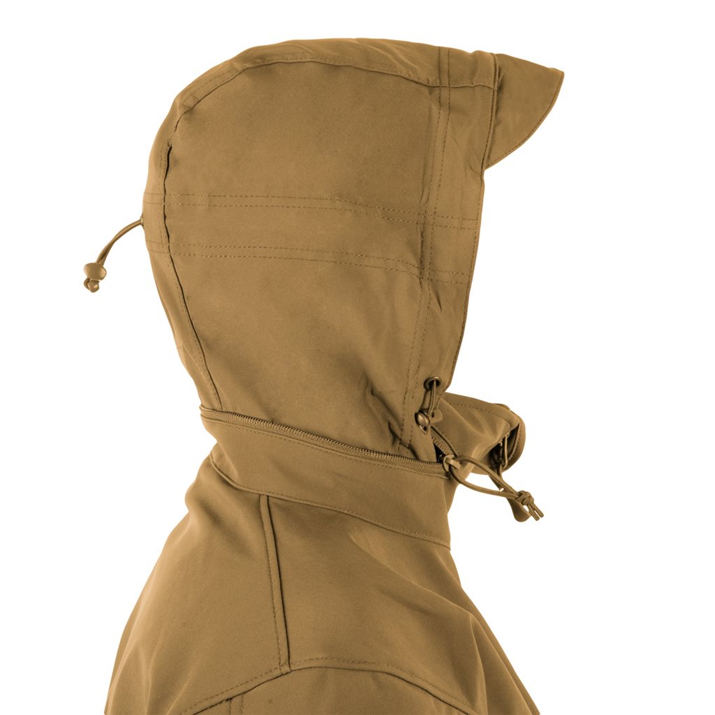 Chaqueta Gunfighter Shark Skin COYOTE softshell ligera con superficie recubierta en teflón