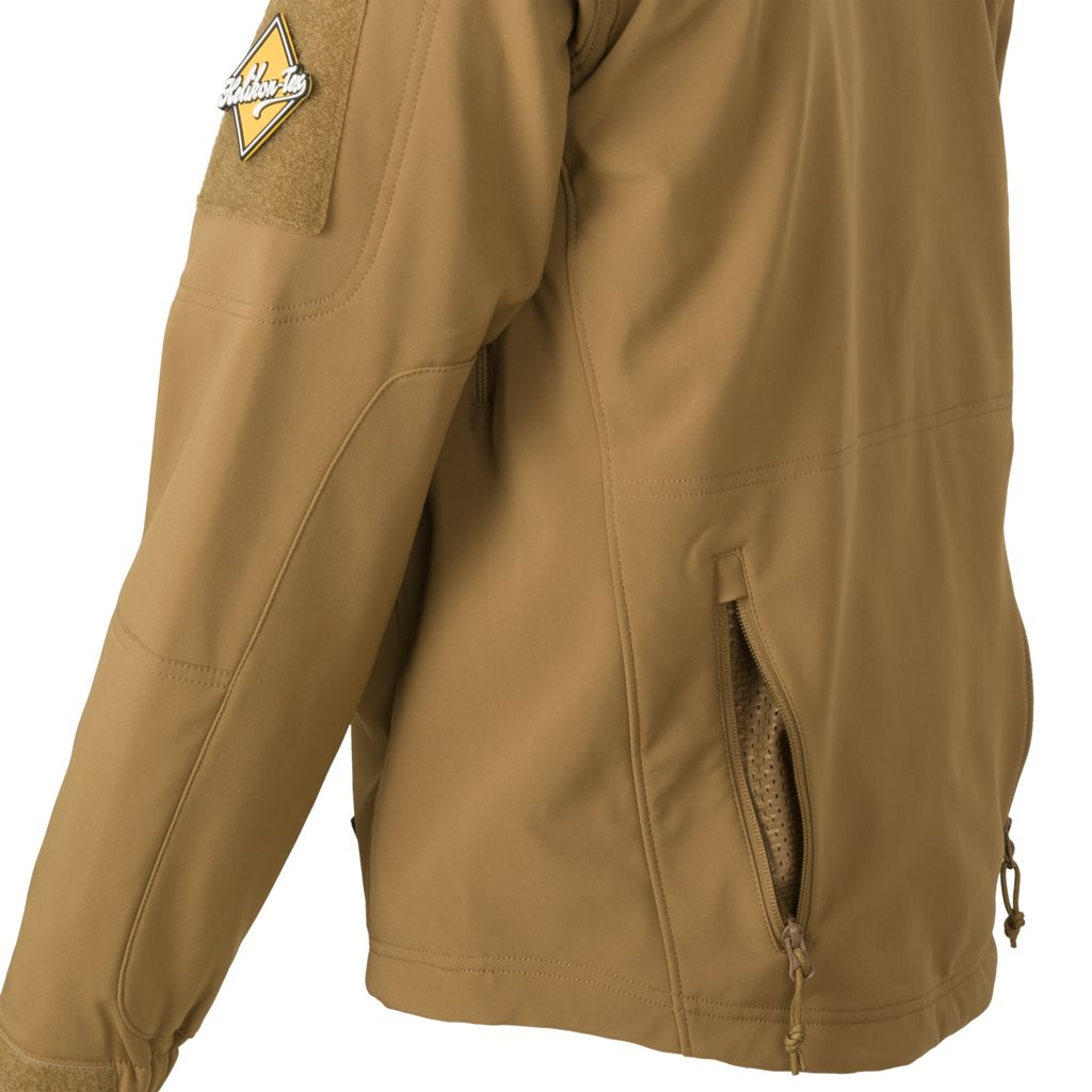 Chaqueta Gunfighter Shark Skin Coyote en tejido softshell con acabado teflón, vista frontal