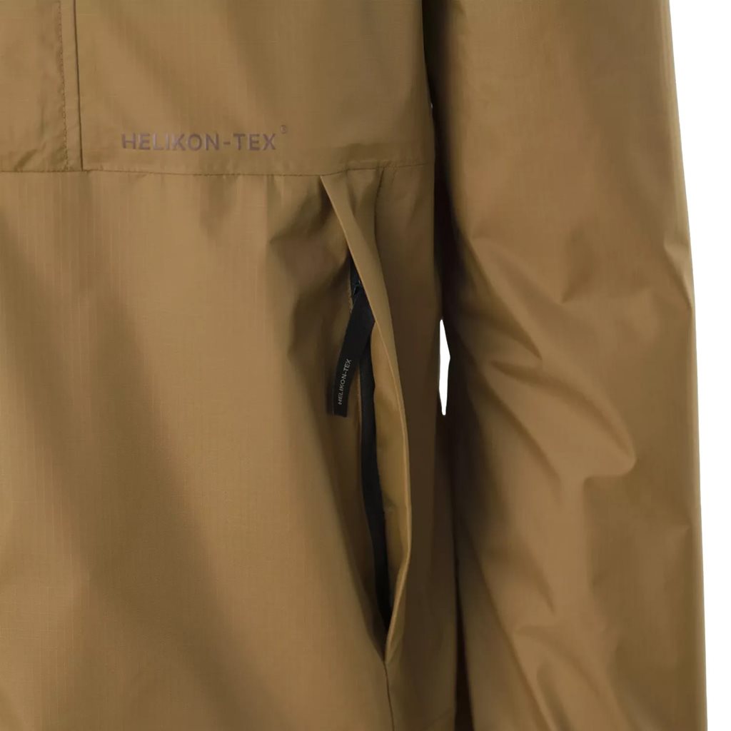 Chaqueta impermeable Levanter negra con capucha
