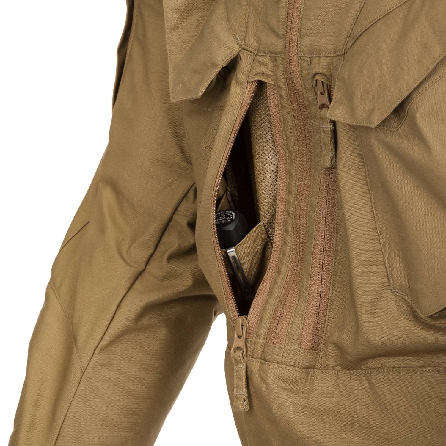 Anorak cortavientos PILGRIM COYOTE de HELIKON-TEX