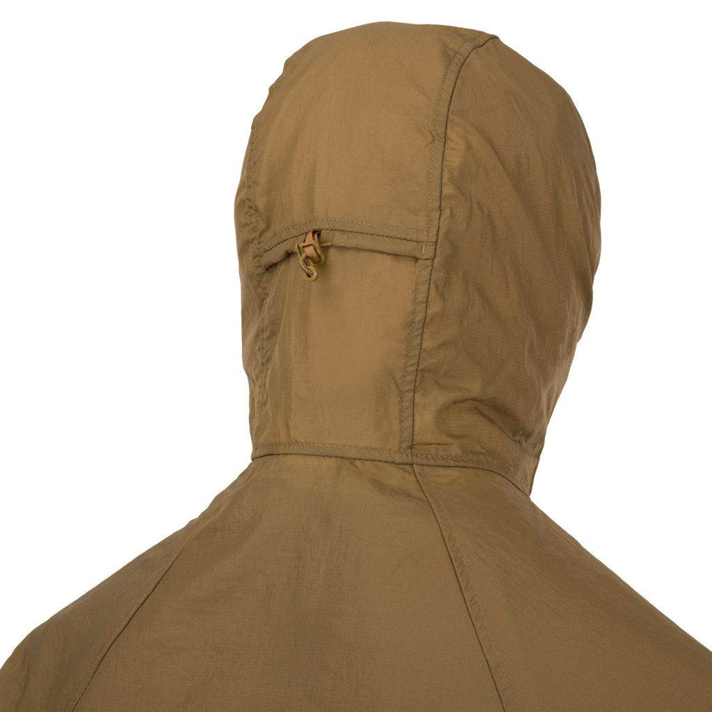 Chaqueta cortavientos TRAMONTANE WindPack® Coyote de Helikon-Tex