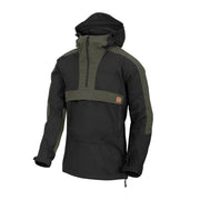 Chaqueta cortavientos WOODSMAN negra y taiga green con capucha ajustable y bolsillos