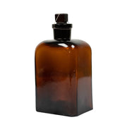 Botella de vidrio cuadrada 500 ml con tapón de vidrio molido; dimensiones 9 x 7 cm, altura 16 cm
