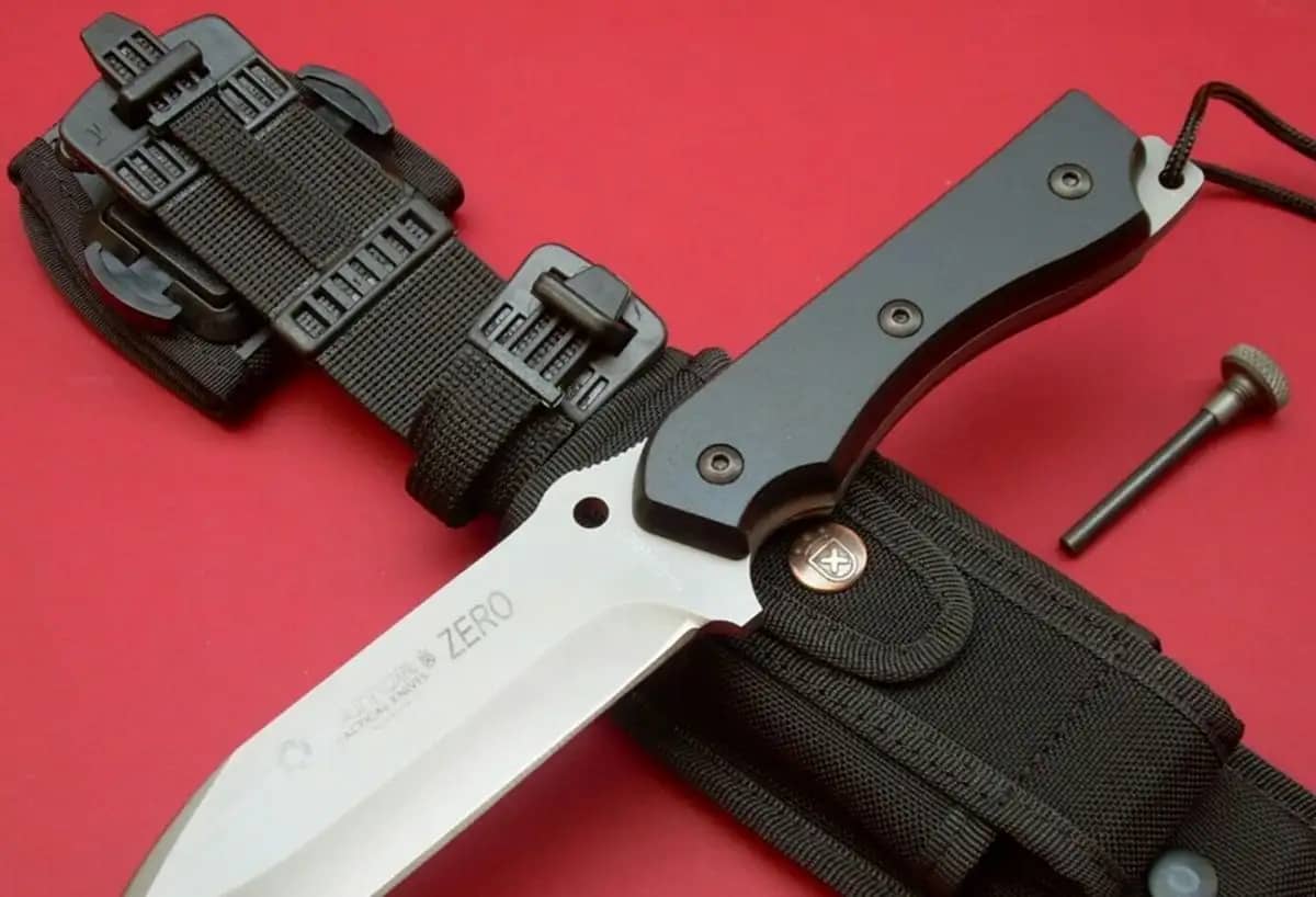 Imagen de Cuchillo Aitor Zero parte de nuestra colección en Espadas y más, sitio oficial.