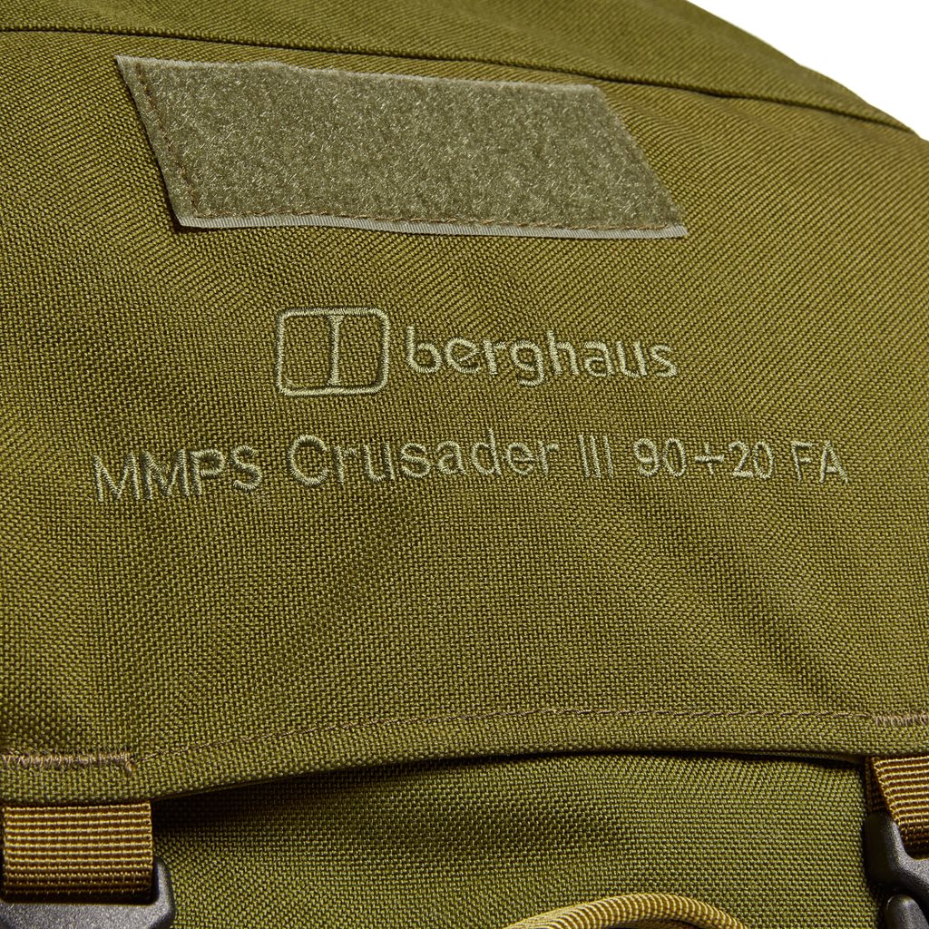 Mochila militar BERGHAUS Crusader III MMPS 90+0 L verde, apertura frontal, extremadamente resistente