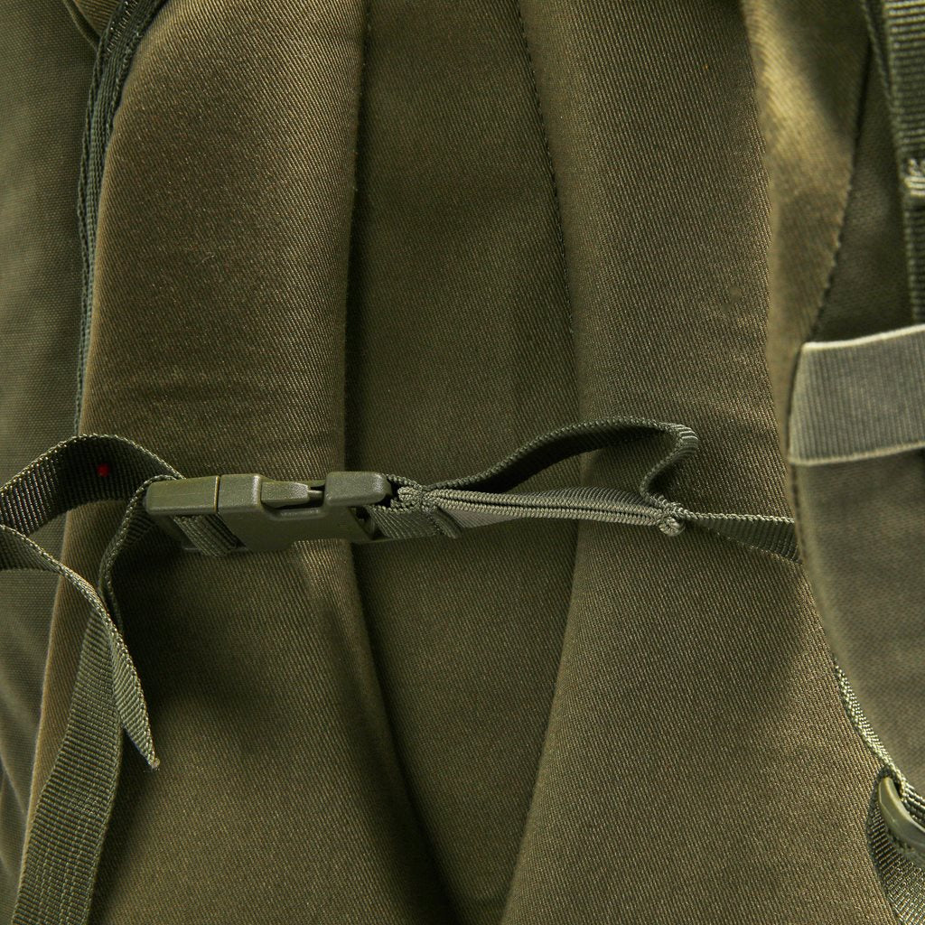 Mochila táctica FLT TITAN 60 Stone Grey Olive, vista frontal