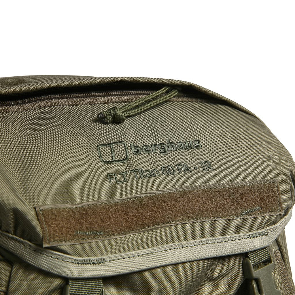 Mochila táctica FLT TITAN 60 Stone Grey Olive, vista frontal