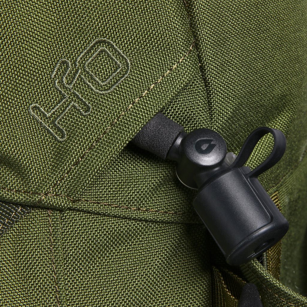 Mochila SMPS Crusader II WS FA 90+20 L verde, vista frontal con funda WS para arma larga