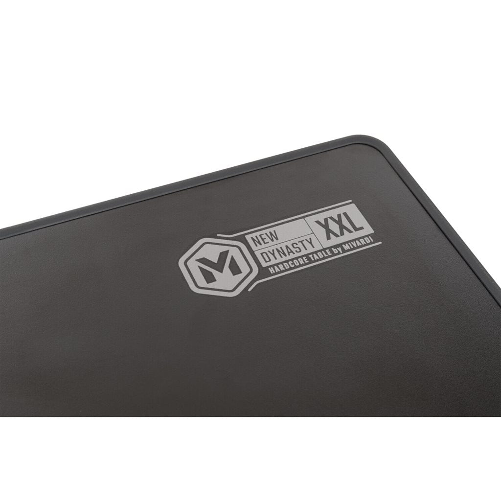 Mesa New Dynasty Hardcore XXL con patas telescópicas y funda
