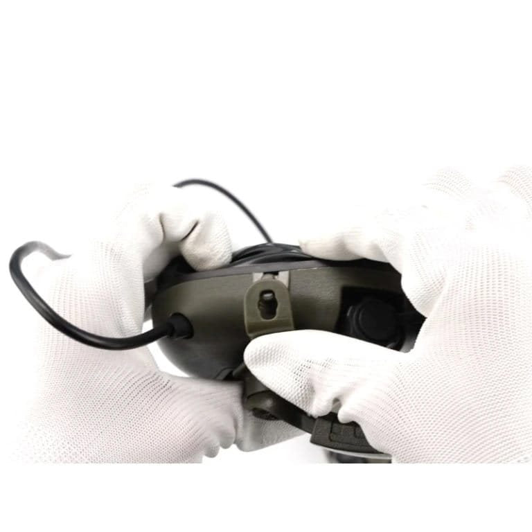 Adaptador M16A ARC para casco para auriculares EARMOR M31/M32 en negro