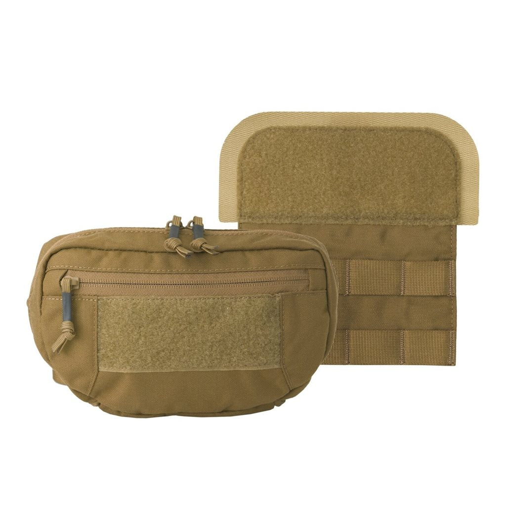 Funda inferior adicional GUARDIAN DANGLER negra montada en chaleco táctico