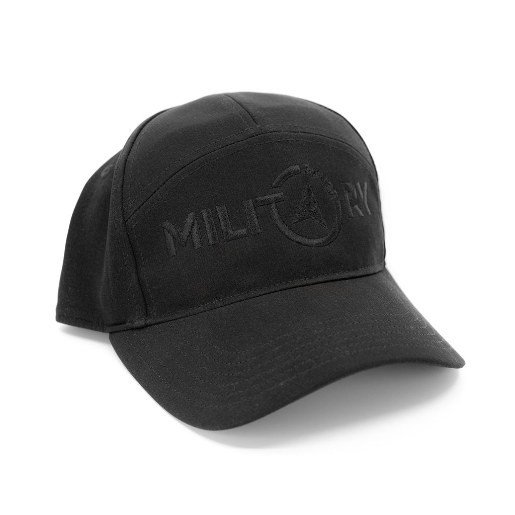 Gorra softshell Military Range negra con visera y logo bordado