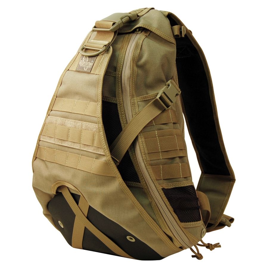 Mochila MONSOON Gearslinger negra de 16 L en nylon 1000D con tratamiento teflón y bandolera giratoria