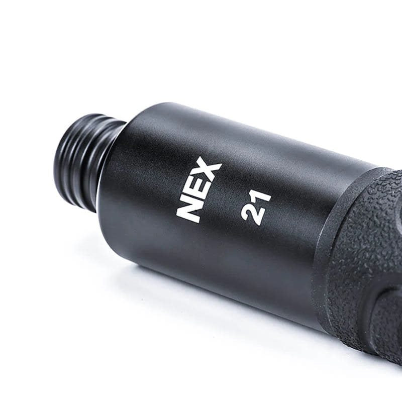 Porra telescópica NEX AIR 21" negra ligera con botón
