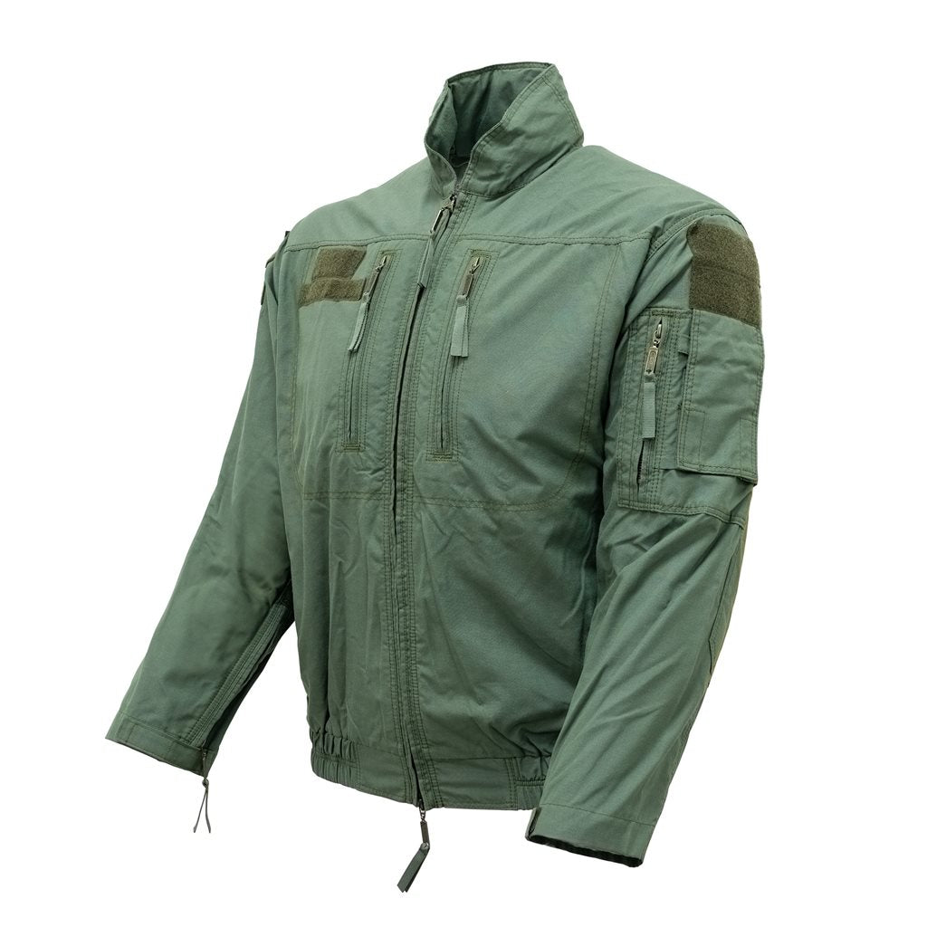 Chaqueta de aviación AČR 07 VL verde usada en imagen