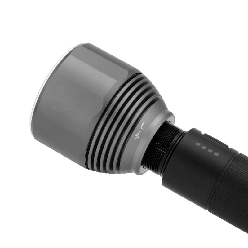Linterna OUTDOOR HP 2000 lúmenes con construcción robusta