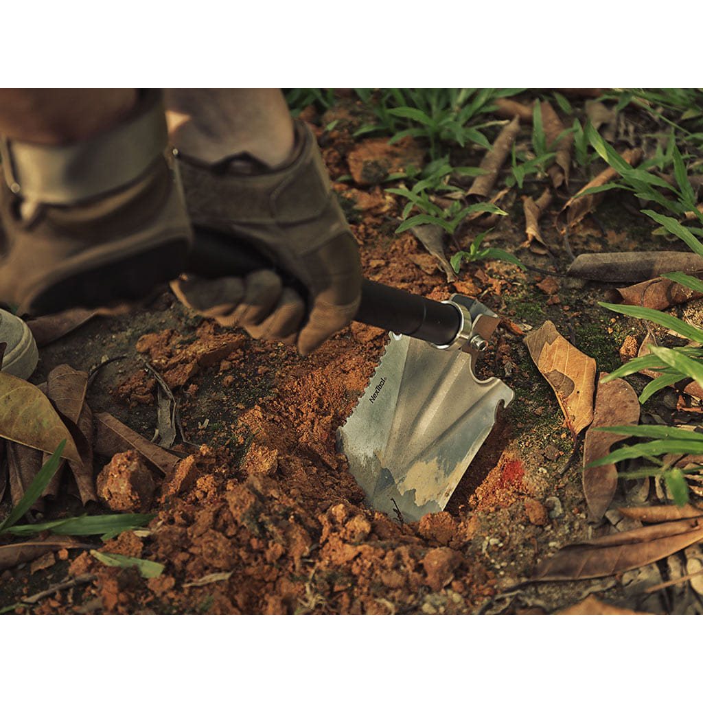 Pala plegable multifunción pequeña para camping, jardinería ligera y excursiones de varios días