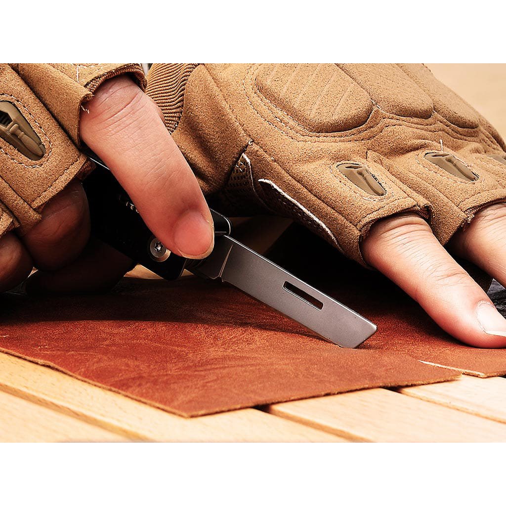Cuchillo de bolsillo MFK multifuncional negro