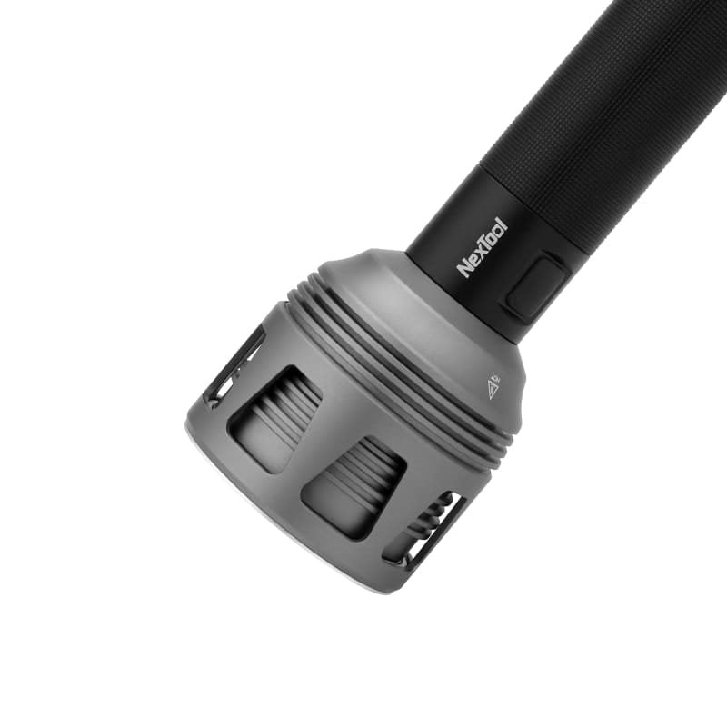 Linterna THUNDER SEARCHLIGHT 3600 lúmenes, carcasa robusta para uso profesional