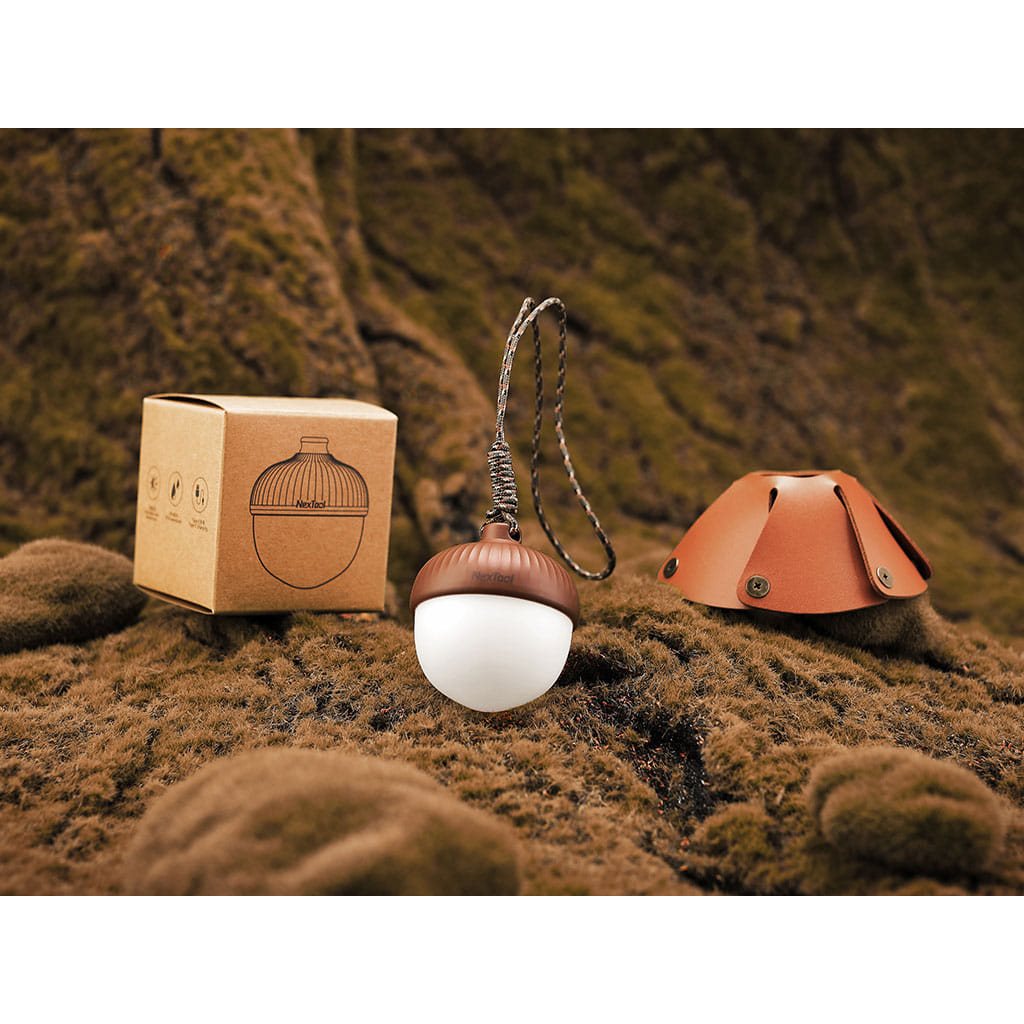 Linterna recargable Acorn Light en forma de bellota, luz cálida y fría