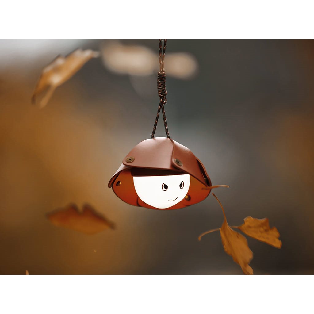 Linterna recargable Acorn Light en forma de bellota, luz cálida y fría