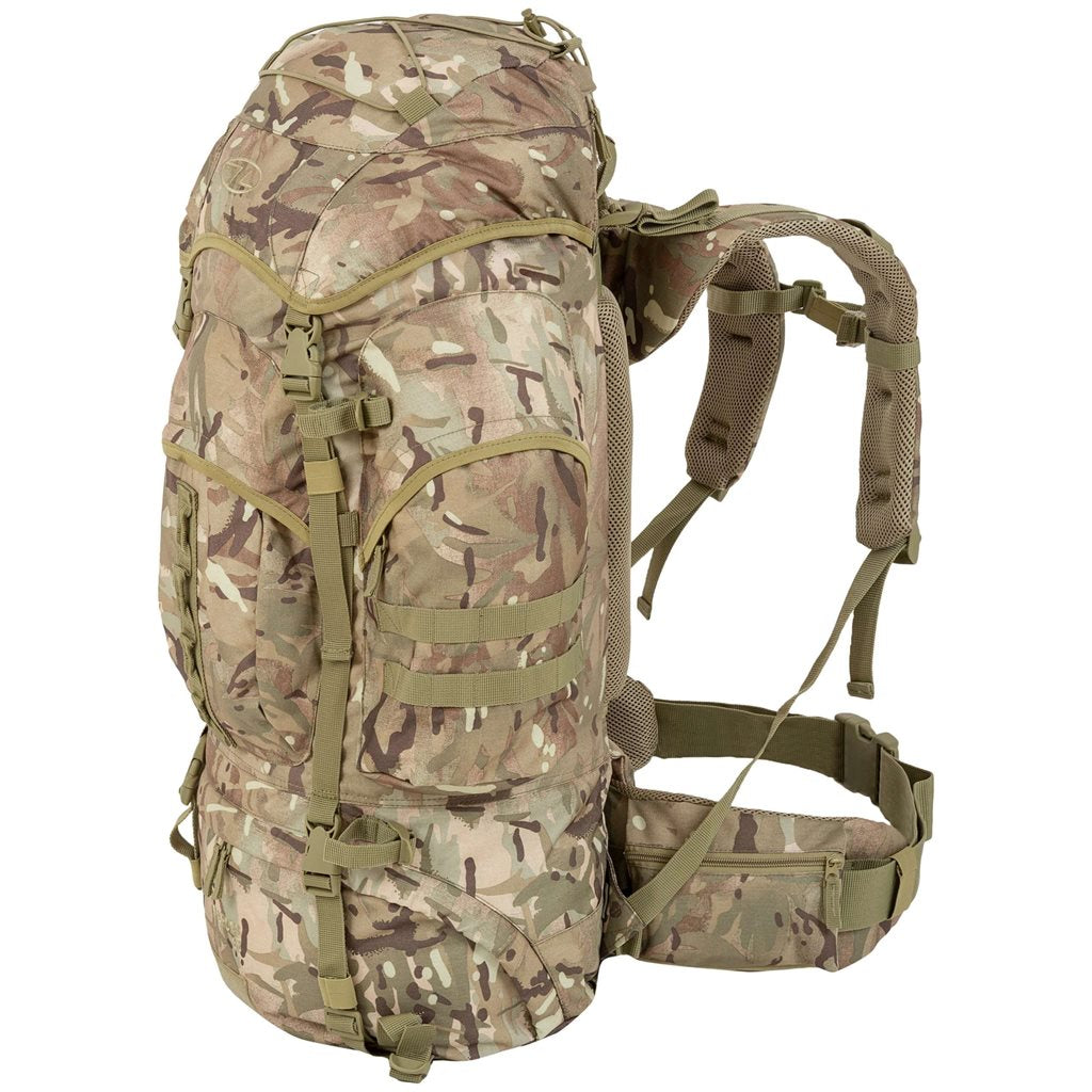 Mochila FORCES 66 en poliéster 1000D XTP con triple recubrimiento PU, resistente al agua