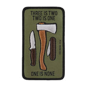 Parche velcro 'ONE IS NONE' que alude a la ley del bushcraft sobre llevar repuestos