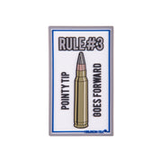 Parche PVC RULE#3 con velcro y texto "POINTY TIP GOES FORWARD" tamaño 7,5 x 4,5 mm