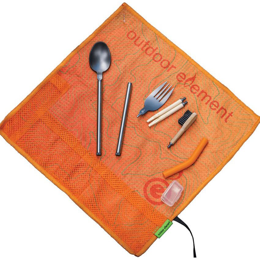 Juego de cubiertos OMNI-TENSIL con cepillo de dientes en estuche enrollable