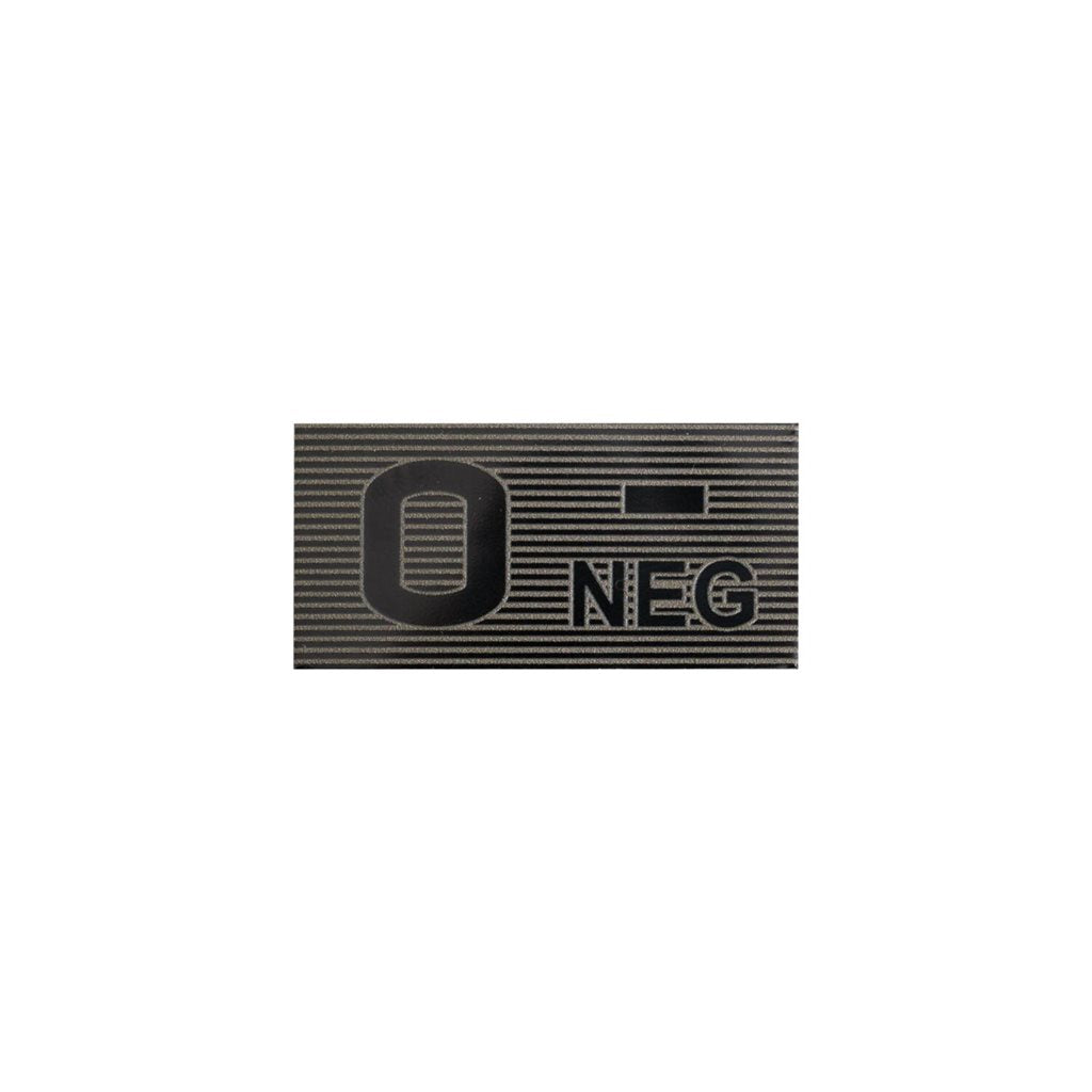 Parche IR grupo sanguíneo 0- (VELCRO) negro y verde, material visible en espectro IR