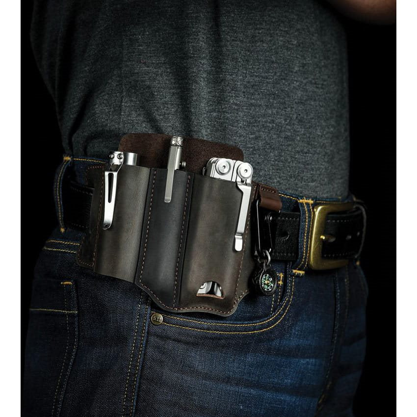 Funda de cinturón PJ29 en cuero marrón para multitool, boligrafo tactico y linterna