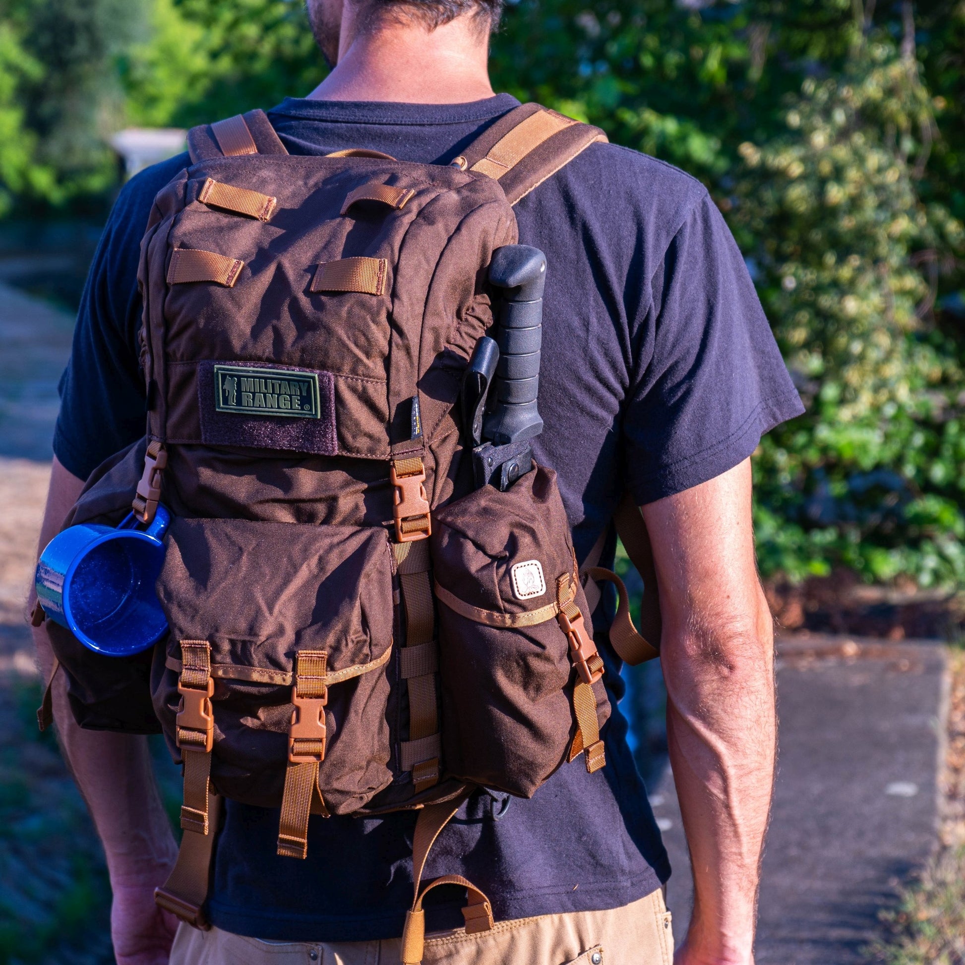 Mochila BERGEN HELIKON 18 L con tres bolsillos externos y sistema de carga cómodo