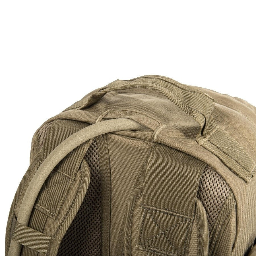 Mochila RACCOON Mk2 Cordura® 20 L negra con sistema MOLLE, arnés de pecho y cinturón lumbar