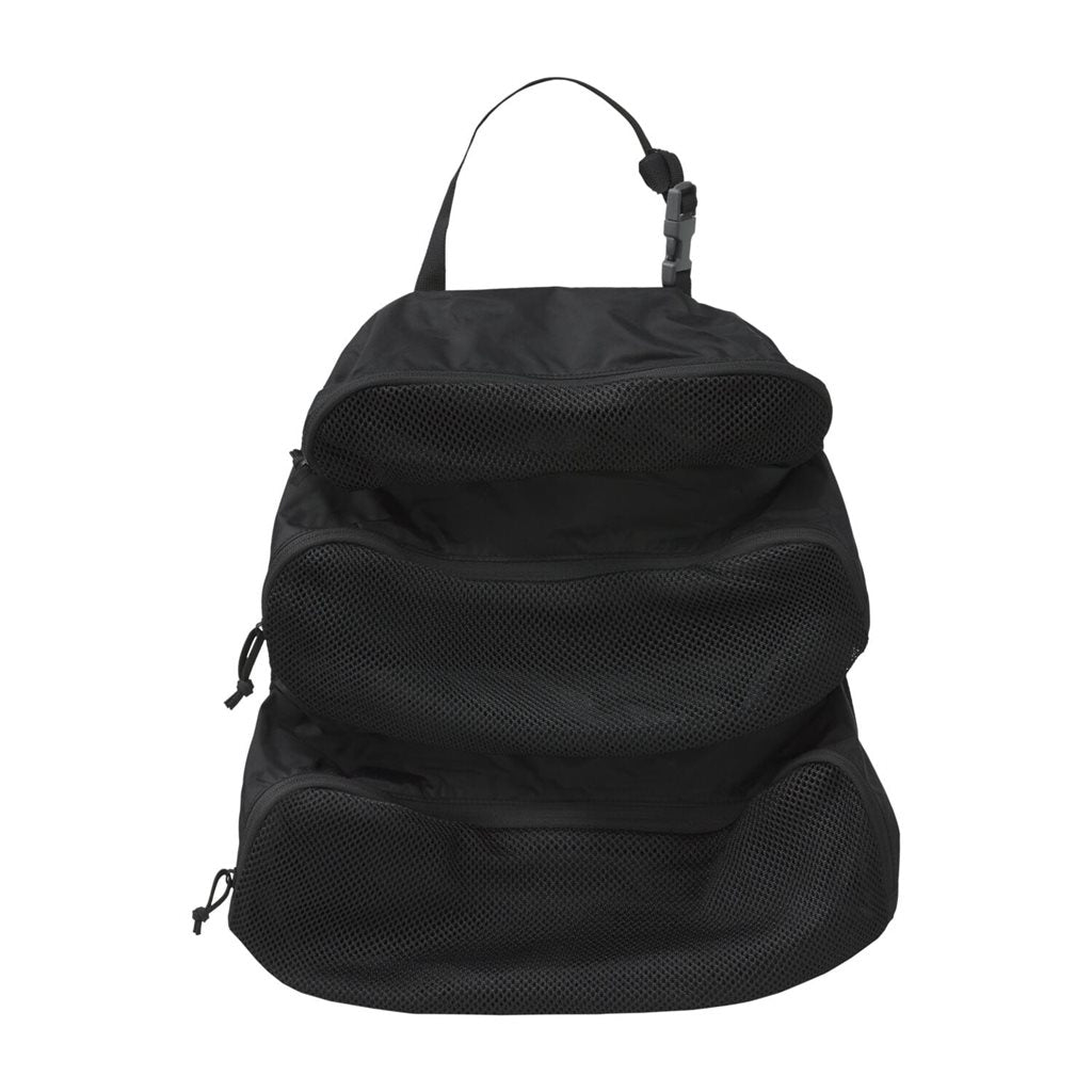 Mochila TRAVELER negra 24,5 L de nylon resistente