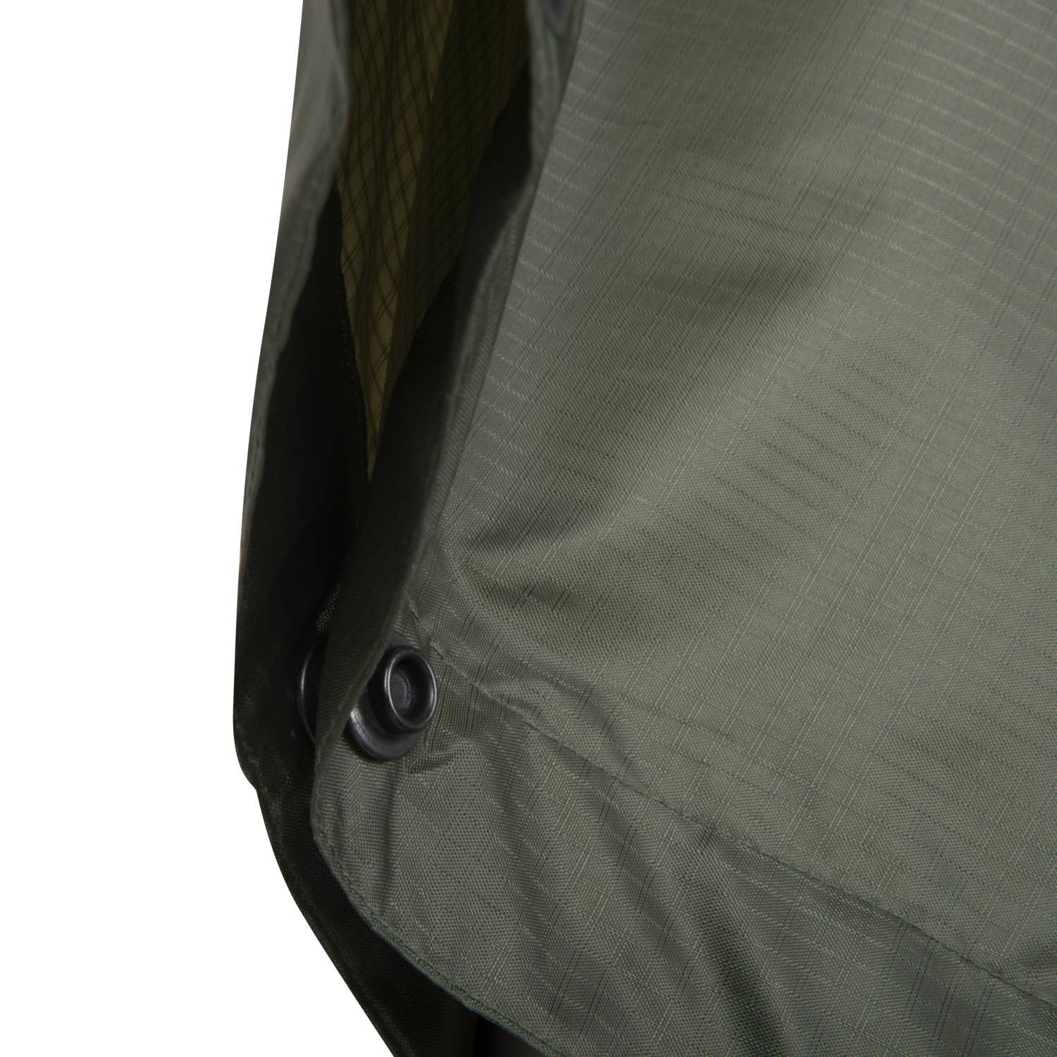 Poncho Helikon negro en tejido rip-stop con capucha y ojales metálicos