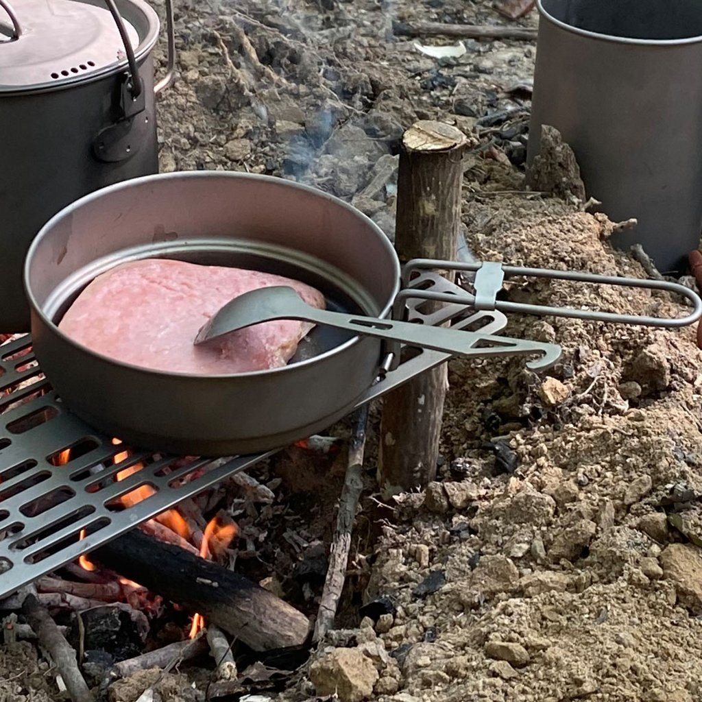 Rejilla de titanio PATHFINDER PTH203 con funda para barbacoa