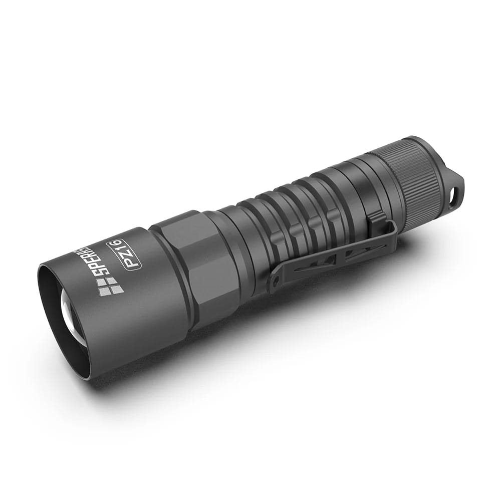 Linterna táctica PZ16 ZOOM recargable negra 2400 lúmenes alcance 726 m IP65