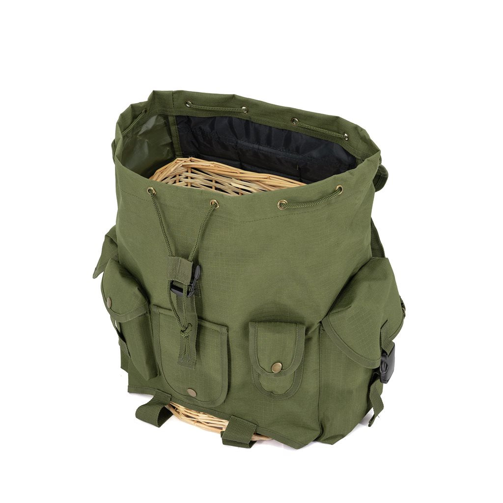 Mochila NUSE para setas verde con inserto de mimbre