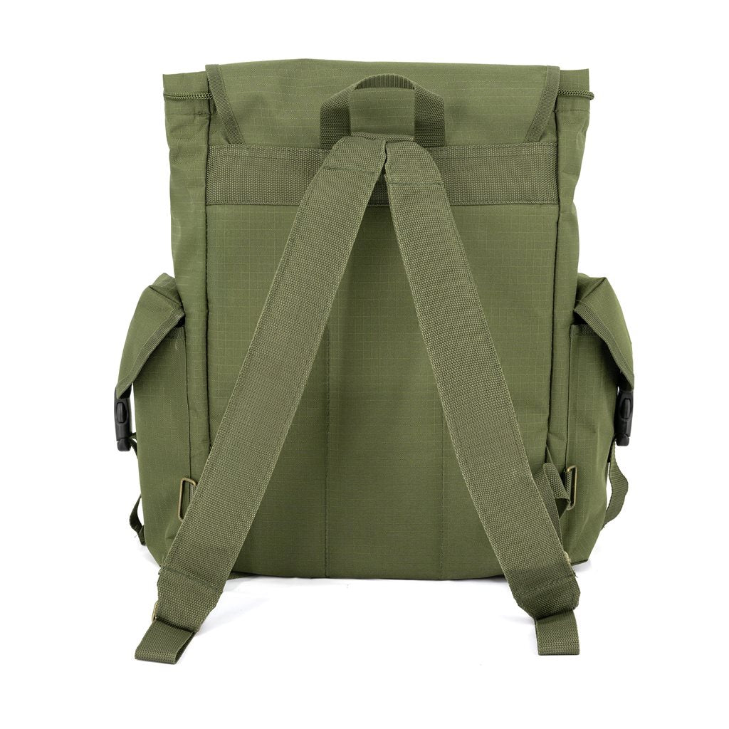Mochila NUSE para setas verde con inserto de mimbre