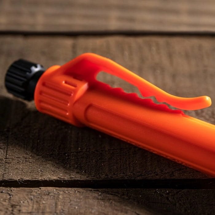 Portaminas GRAVITY extra robusto con recambios, diseño triangular para agarre cómodo con guantes