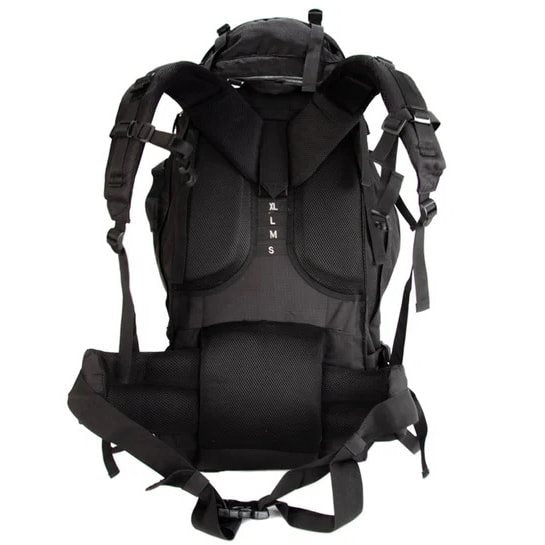 Mochila trekking XXL 104 L verde con refuerzo interno, sistema de espalda ajustable y dos compartimentos