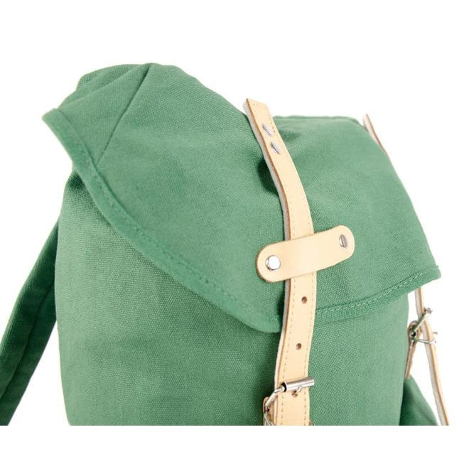 Mochila HIKING 15l azul con detalles en piel bovina y correas de cuero forradas en fieltro