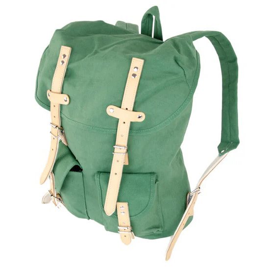 Mochila HIKING 15l azul con detalles en piel bovina y correas de cuero forradas en fieltro