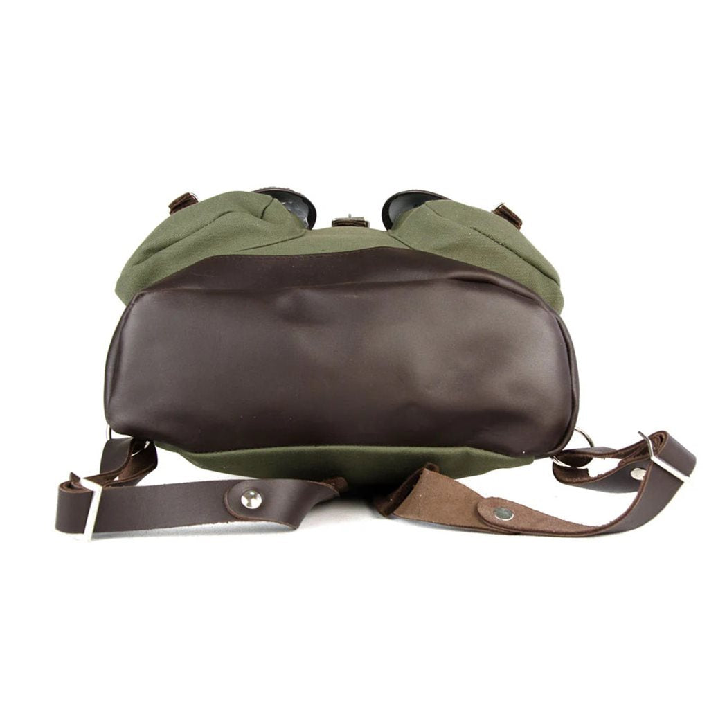 Mochila TRUCKSACK 14l verde de lona con fondo y correas de piel