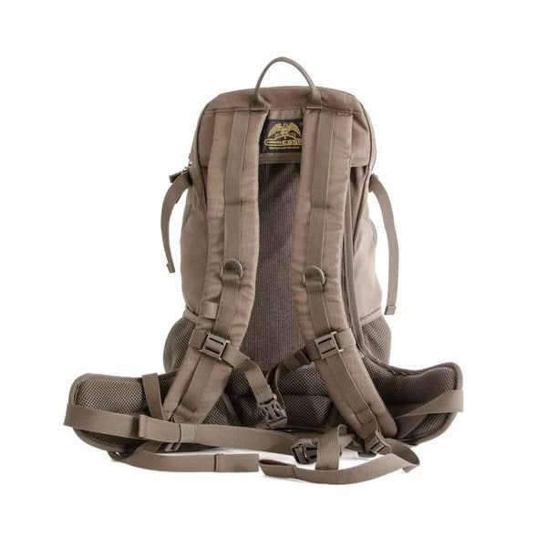 Mochila HIKING 25l verde con refuerzo y correas