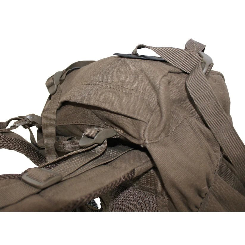 Mochila JAGD 40L verde con funda y sistema de carga acolchado