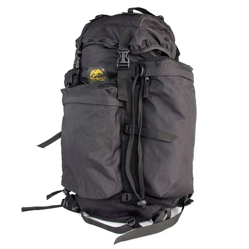 Mochila SQUAD 34L negra con funda protectora, carga superior, uso militar y civil