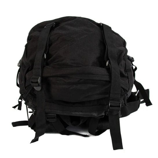 Mochila trekking 85L verde, doble compartimento con sistema dorsal ajustable