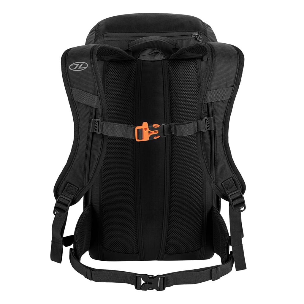 Mochila Trail 30 L para mujer negra en nylon 210D con funda de lluvia contrastante